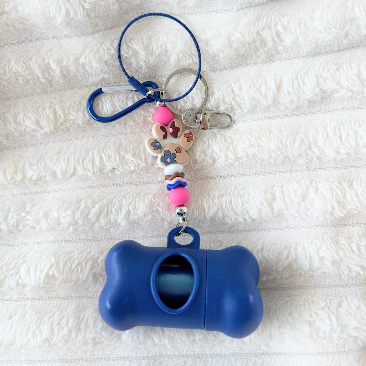 Beaded doggie bag holder