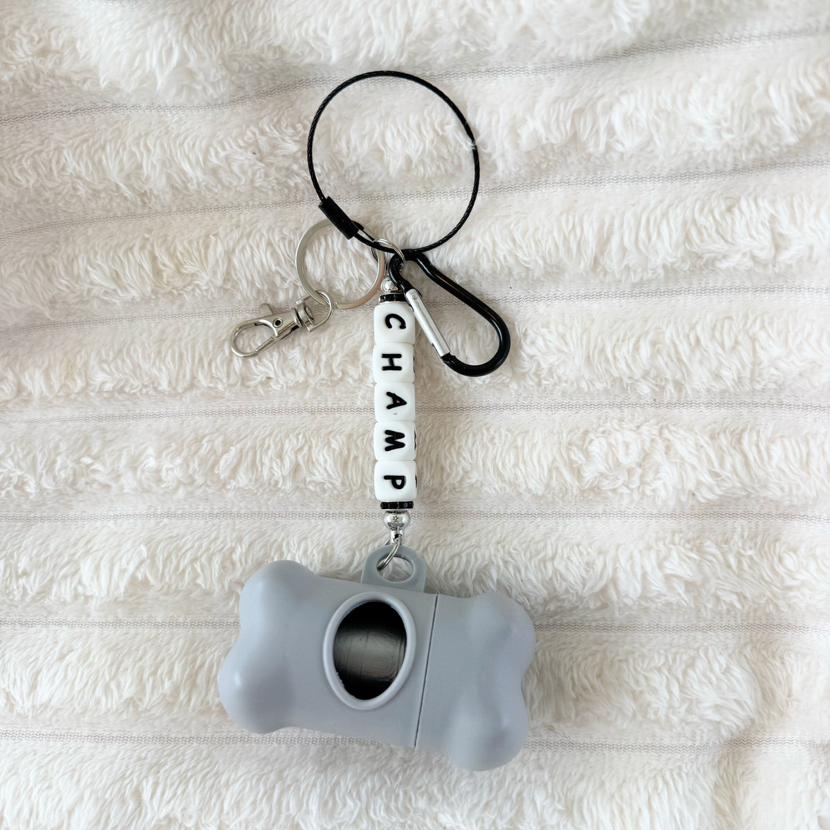 Beaded doggie bag holder